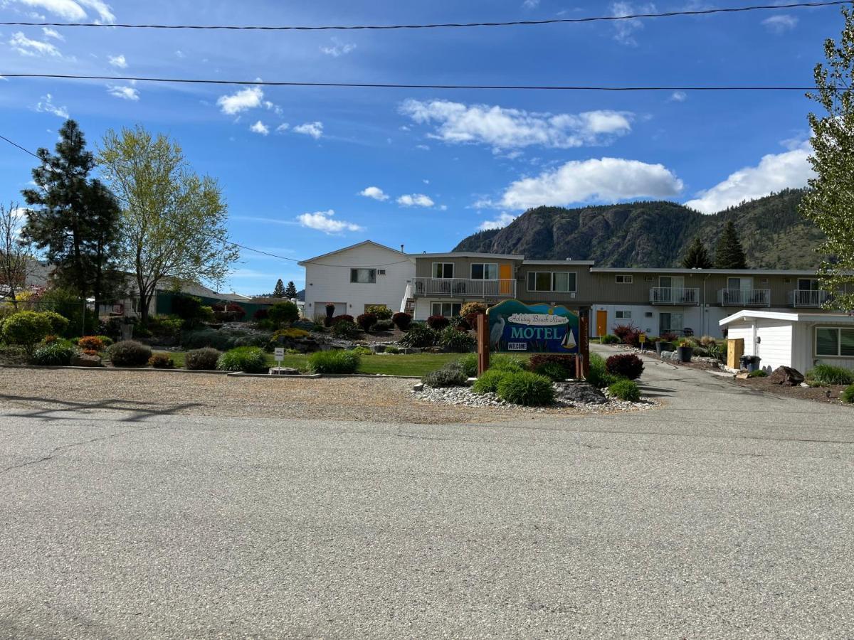 Holiday Beach Resort Motel Okanagan Falls Kültér fotó